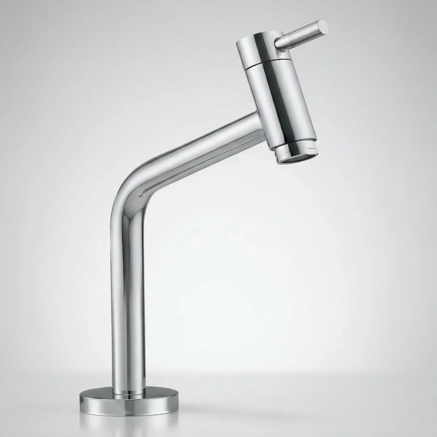LLAVE DE LAVATORIO ALTO AL MUEBLE
